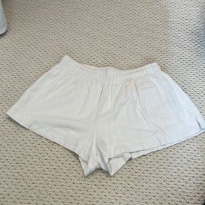 Princess Polly linen shorts size 8
